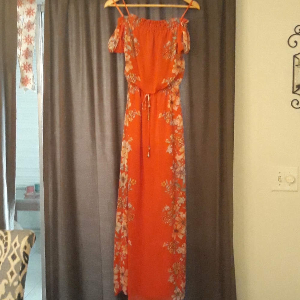 NBW CITY STUDIO maxi dress